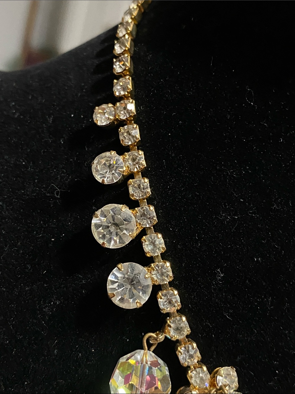 1960s Juliana Aurora Crystal Drop Necklace - Picture 3 of 11